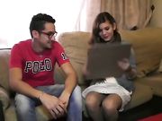 一群派对动物通过网络相约淫乱party