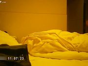 美容院老板娘搞上瘾了再次约炮这次吃了颗伟哥一晚干了她四次