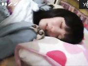 趁女友和她闺蜜喝醉了 偷偷潜入房间上了垂涎已久的漂亮闺蜜 身材和样貌堪称极品