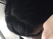 小区邂逅邻家刚结婚白嫩人妻 背着老公在车里开着嗨乐给我口暴