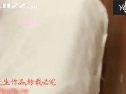 网友邀请康先生酒店一起3P 97年在校大学生 妹子被调教的非常淫荡