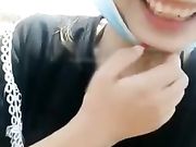 大奶主播约经常刷跑车的粉丝到游乐园户外啪啪玩危险动作对白清晰