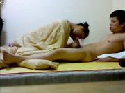 出租屋草超漂亮的小女友露脸拍摄 开始还很害羞 后来就操嗨了