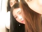 新晋网红狐狸姐约上小姐妹镜头下疯狂卖弄风骚5