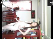 天然大奶艺校漂亮高挑长发美女自家客厅慢慢脱衣走秀 不多说了 秒懂下吧