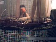 国产骚妇卡戴珊金莲艳情史 鸳鸯浴后床战超激情