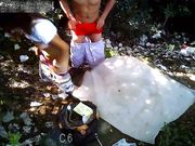 长得挺有文化范的野鸡喜欢找年轻嫖客在小树林野战