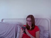 极品身材人妖拿鸡巴又撸又舔后入前插一顿操