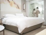 甜美少妇援交很放得开抱起来肏对白精彩01