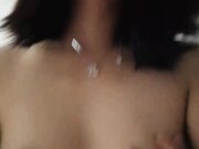 约炮刚认识的00后粉嫩学妹最后射了她一脸