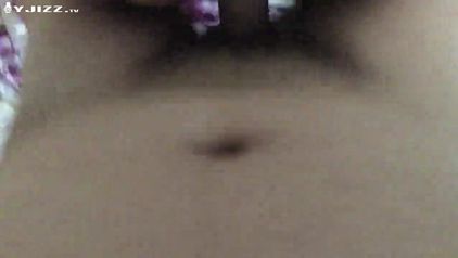 用了半年时间终于把邻居小少妇搞上了床