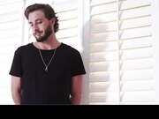 姐姐Vanna Bardot教弟弟如何做爱