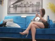 约操大奶长腿御姐包臀短裙很是风骚骑乘后入