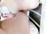 喝尿的骚女深喉大鸡巴无套爆草骚穴内射01