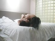 21岁嫩妹中场休息再战药吃多了就是不射