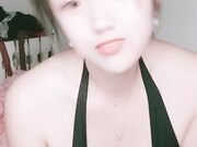 36E巨乳女仆脱下内裤掰穴超肥穴骚逼