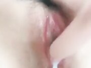 小妖精穿上女仆制服黑丝美腿