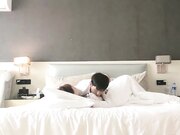 ktv勾搭的小嫩妹粉乳苗条青春气息浓郁