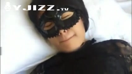 屌哥出租车司机勾搭上黑丝美少妇乘客 连续4小时爆操版国语对白