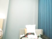 约兼职女模特穿上性感黑丝调情舌吻后入干射