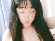 少女与萝莉轮流舔弄阴蒂给狼友看好刺激02