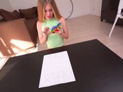 她输了 她不得不为流行音乐做爱