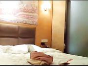 珠海某高级会所炮打永州小姐也太不专业居然干着还玩微信