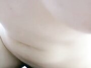 白嫩女友卧室玩操大屌各种操逼滴蜡展示02