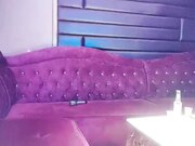 歌厅探花陈先生商K达人脱光沙发干淫水不少擦