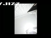 网红脸蛋气质美女主播摸逼呻吟男朋友居然在旁边玩手机害我鸡巴硬邦邦了一晚上