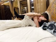 高价约刚认识的178cm时装周良家清纯超模 逆天大长腿扛着操简直不要太爽