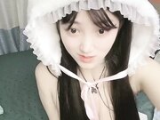 美少女被胖大叔玩穴爆操骑乘位抽插后入美臀