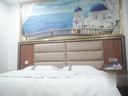 大叔酒店重金约炮刚刚出来做的学生妹这BB出水