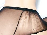 长发大眼妹子 黑丝女仆装制服诱惑 特写掰穴按摩阴蒂 卖力口交2