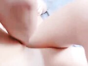 耐操嫩妹妹两男一女抓着双腿猛怼嫩穴浴缸操