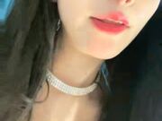 极品网红美少女 烈焰红唇浓妆 难得约炮操逼 吊带性感黑丝 小舌头舔屌吸吮