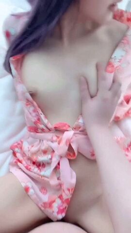 最新2021级完美女神 大尺度性爱私拍 各式换装制服无套啪啪操 娇喘呻吟 淫荡美穴