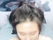 极品小少妇全程露脸让小哥镜头前疯狂蹂躏 亲着小嘴揉着奶子抠着逼
