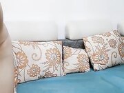 最新极品高颜值美女 烈焰红唇最爱酸奶舔肉棒2