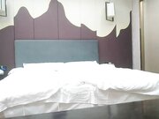 大圈极品大奶外围御姐 换上连体黑丝高跟鞋 舔屌乳交扶着美臀后入1