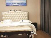 眼镜知性人妻黑丝大白腿荡妇相伴这1500花的真是值得