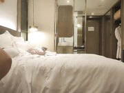 昨晚妹子再返场 镜头前特写深喉口交 张开双腿扣穴调情 扶着腰后入大力撞击