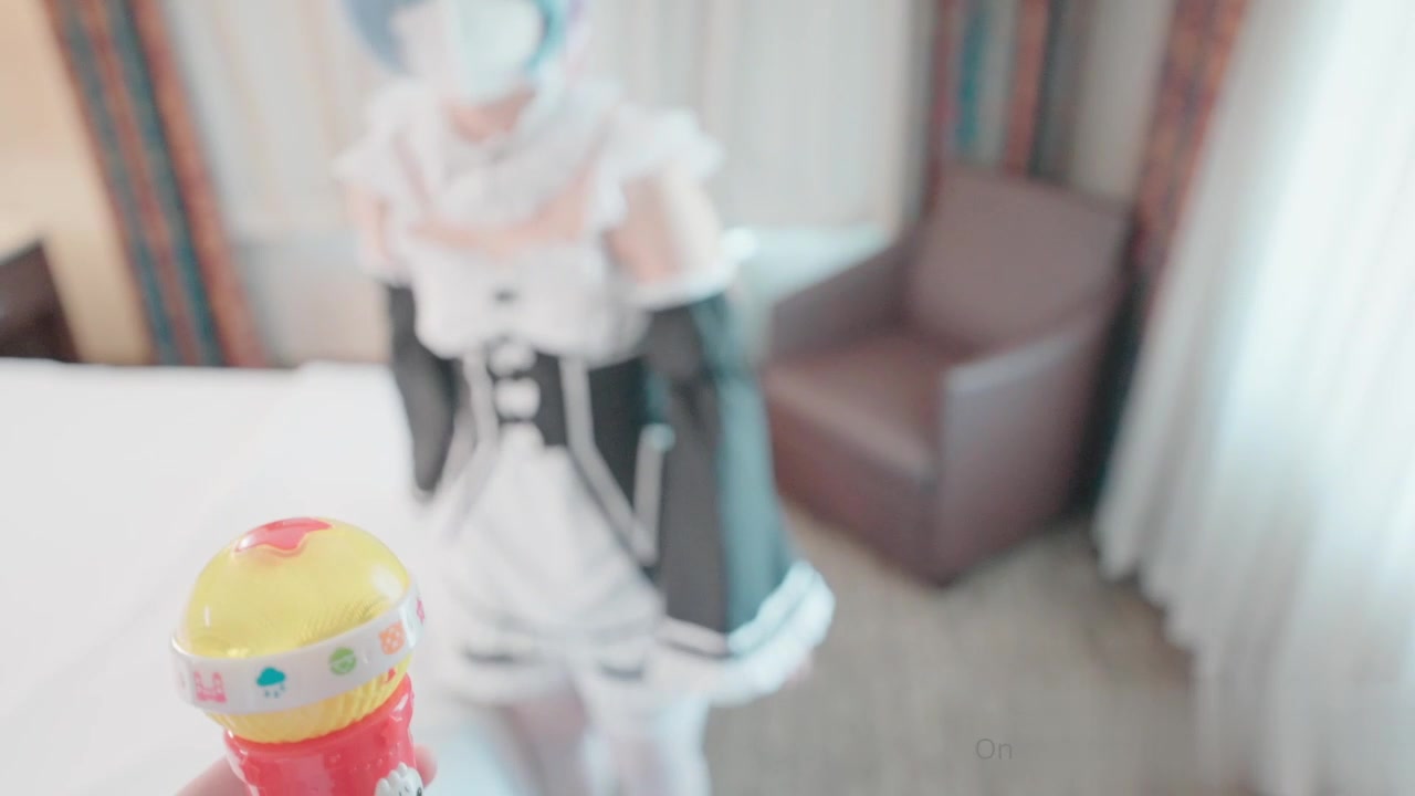 性感cos雷姆竟然是一个绿帽奴下部