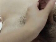 清纯的良家小少妇露脸跟大哥酒店约啪 温柔的舔弄大鸡巴让大哥抠逼玩弄