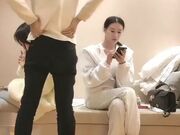 双飞高颜值美女_啊啊哥哥射给我_身材高挑奶大股肥_穿上情趣连体黑丝_帝级享受_连续轮流输出