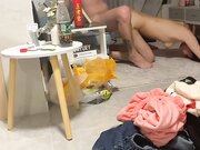 把新约的妹子带到家里直接开始干