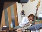 所以他们没有办法拒绝 当她忍受着被人看到全裸的耻辱时