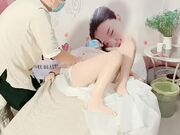 水宜方SPA养生会所男技师忽悠女顾客啪啪性爱 揉奶抠逼搞到受不了口交大鸡巴