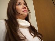 在一次同学聚会上对我拍马屁 并在同一个房间里做爱