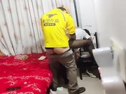 绿帽奴老公性无能 喜欢看别人草自己老婆 美团干完了又叫了饿了吗来